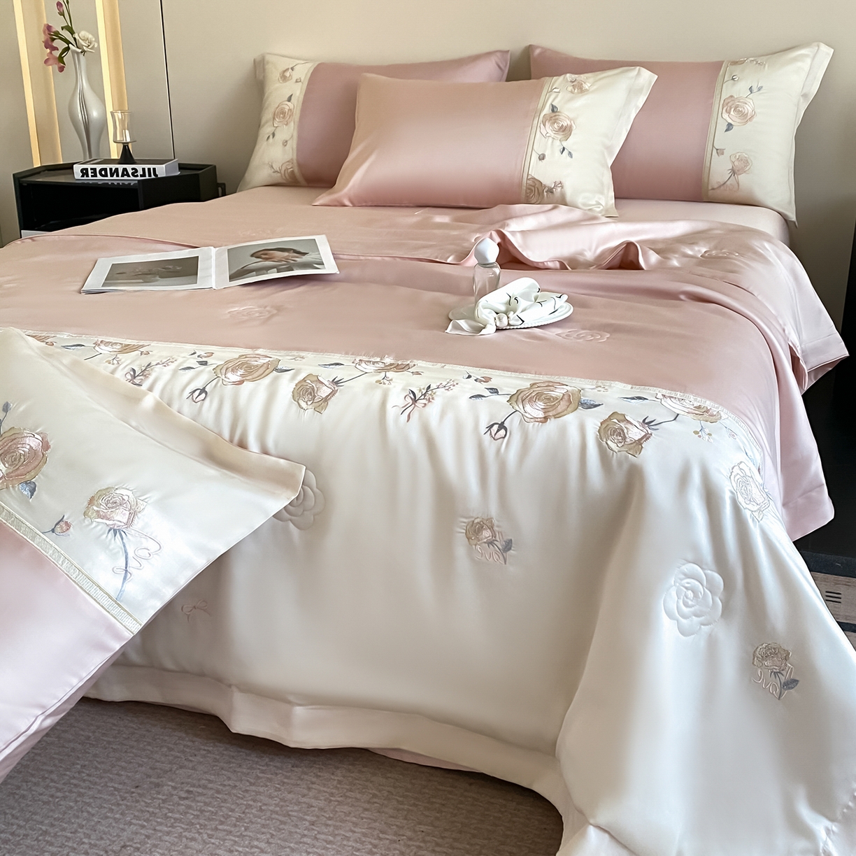 91家纺网 家纺一手货源 找家纺 置顶家纺 2026新款水洗天丝夏被四件套-夏日甜甜 夏日甜甜-粉色