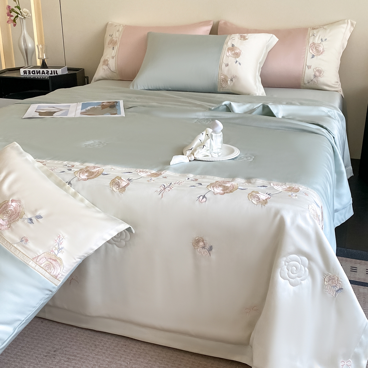 91家纺网 家纺一手货源 找家纺 置顶家纺 2026新款水洗天丝夏被四件套-夏日甜甜 夏日甜甜-浅蓝