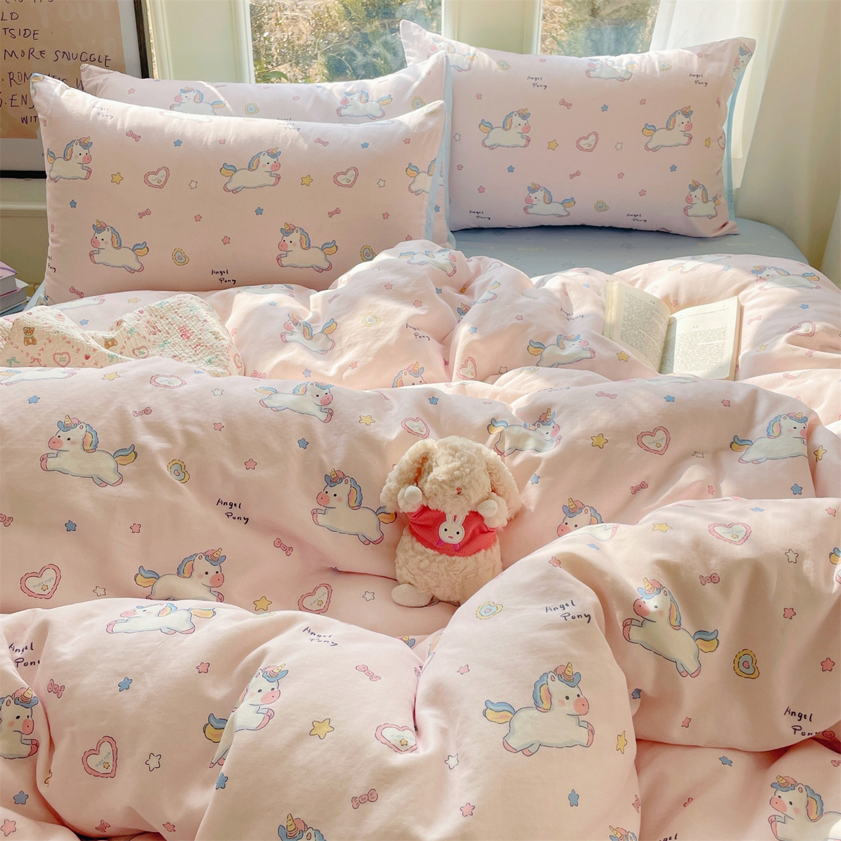 91家纺网 家纺一手货源 找家纺 盛秋家纺 2026新款卡通款A类水洗棉印花单被套被套单件 天使小马粉+花朵蓝