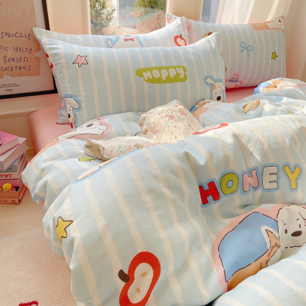 91家纺网 家纺一手货源 找家纺 盛秋家纺 2026新款卡通款A类水洗棉印花单被套被套单件 软萌汪汪蓝+花朵粉