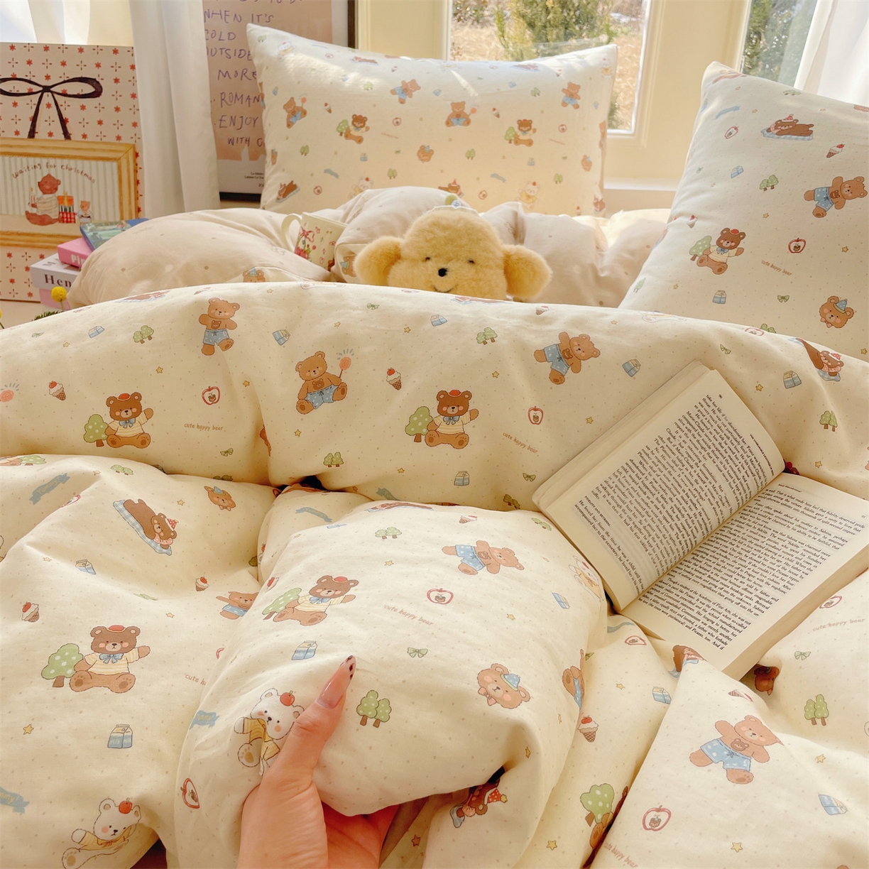 91家纺网 家纺一手货源 找家纺 盛秋家纺 2026新款卡通款A类水洗棉印花单被套被套单件 熊熊乐园+花朵咖