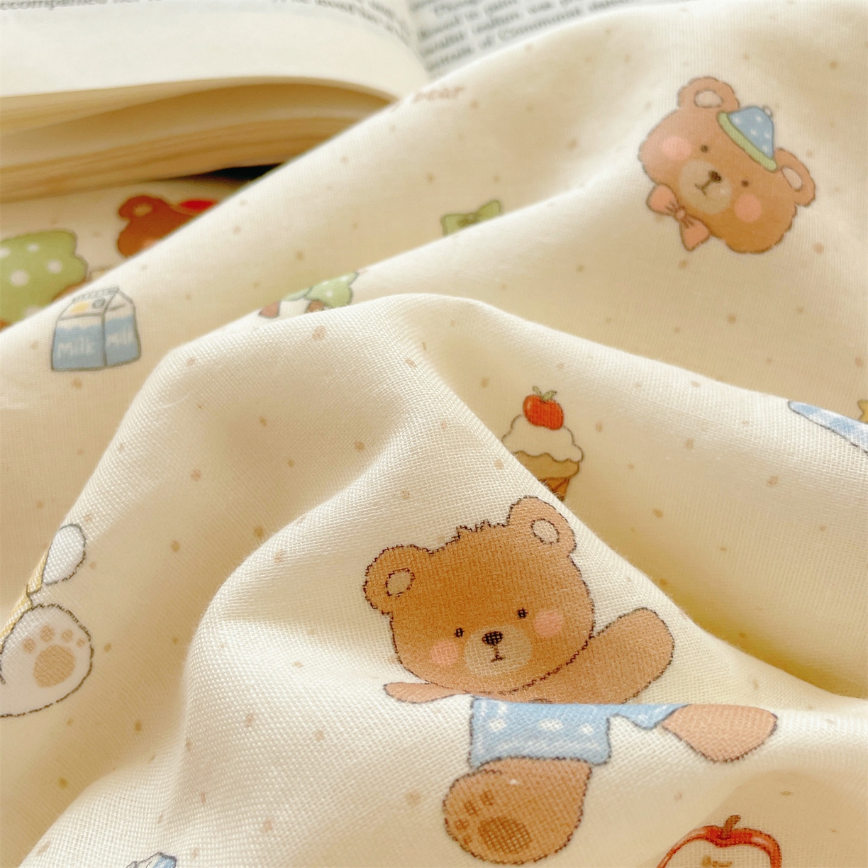 91家纺网 家纺一手货源 找家纺 盛秋家纺 2026新款卡通款A类水洗棉印花单被套被套单件 熊熊乐园+花朵咖