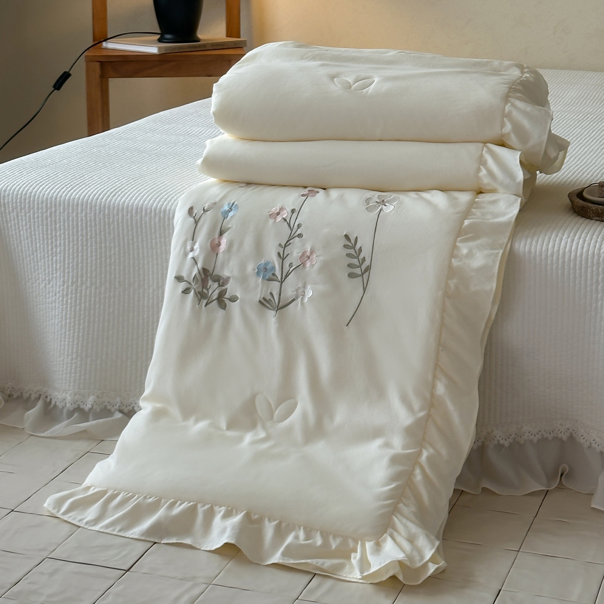 一加一 2026新款亲肤凉感花边绣花大豆夏被夏凉被空调被四件套-花间序 花间序-米