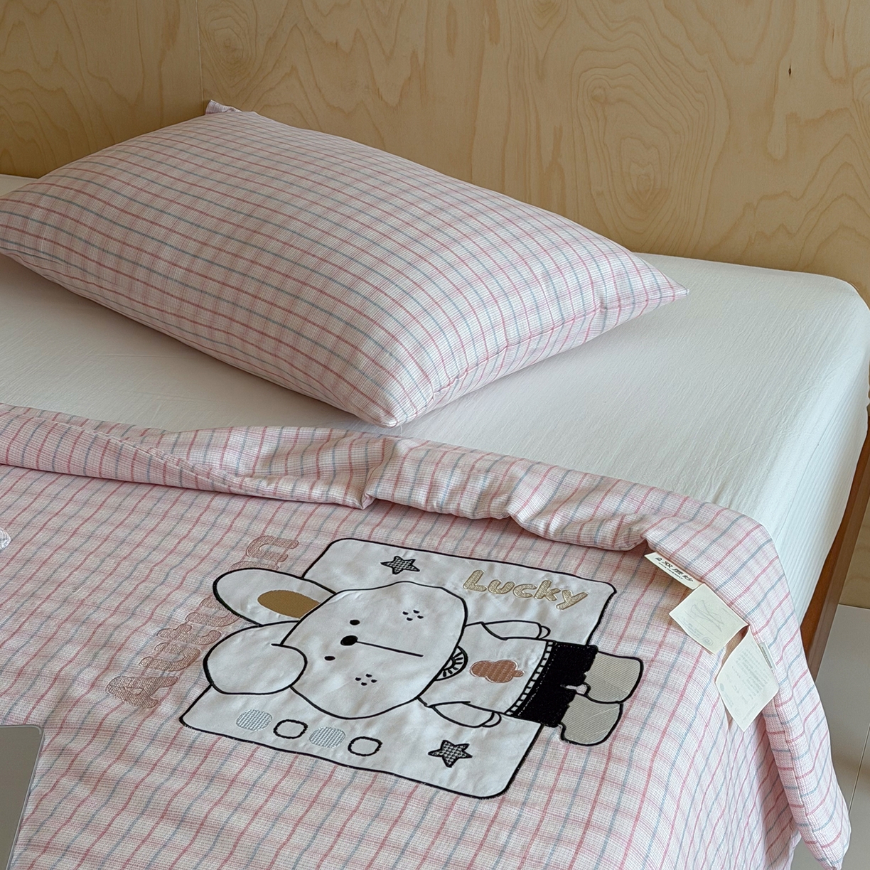 91家纺网 家纺一手货源 找家纺 一加一 2026新款全棉纯棉双层纱贴布绣大豆夏被夏凉被空调被-格格乐园 粉格小兔