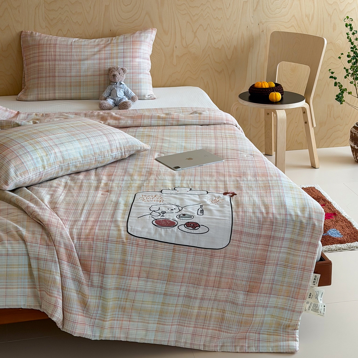 91家纺网 家纺一手货源 找家纺 一加一 2026新款全棉纯棉双层纱贴布绣大豆夏被夏凉被空调被-格格乐园 粉彩早餐熊