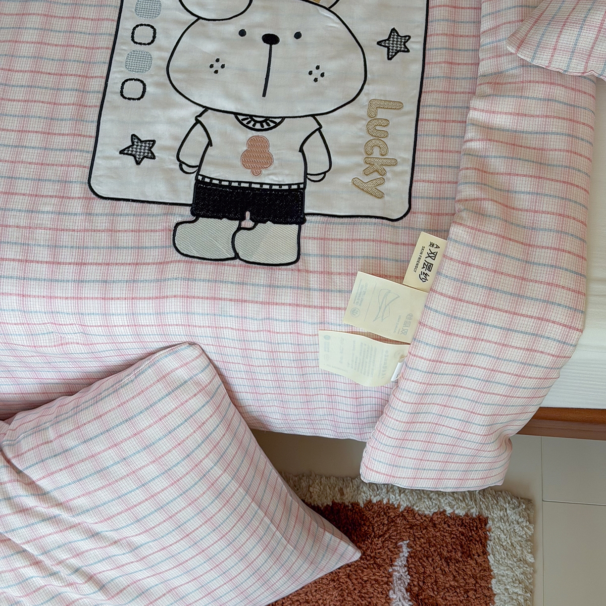 91家纺网 家纺一手货源 找家纺 一加一 2026新款全棉纯棉双层纱贴布绣大豆夏被夏凉被空调被-格格乐园 粉格小兔