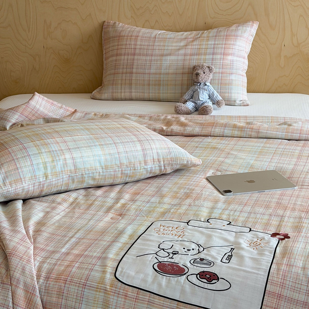 91家纺网 家纺一手货源 找家纺 一加一 2026新款全棉纯棉双层纱贴布绣大豆夏被夏凉被空调被-格格乐园 粉彩早餐熊