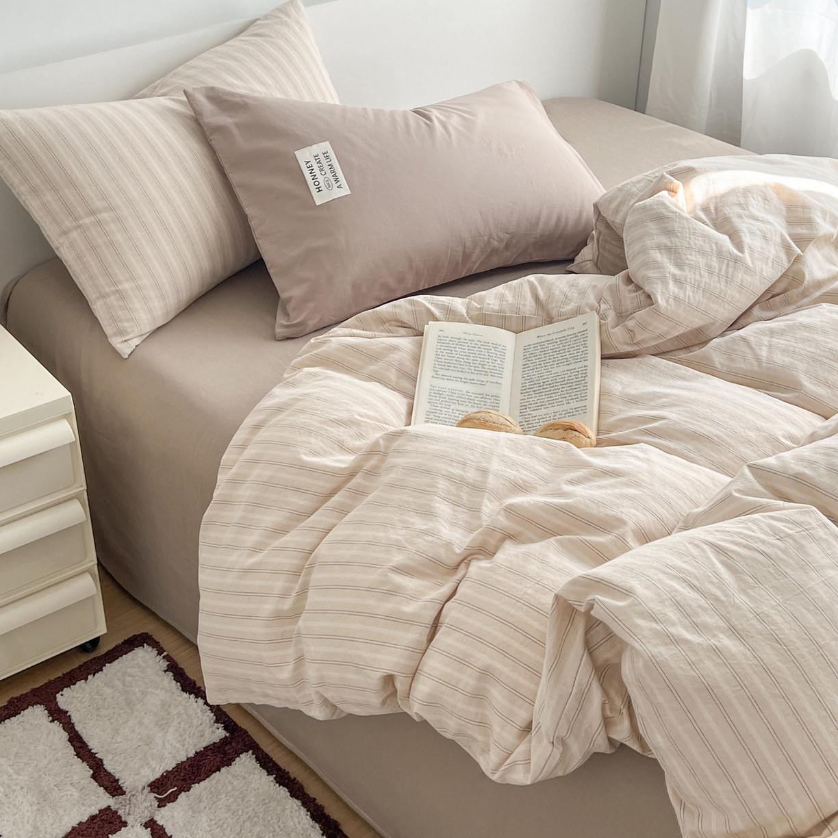 91家纺网 家纺一手货源 找家纺 早晨家纺 2026新款INS博主风A类全棉纯棉色织水洗棉格子四件套 印章-条纹