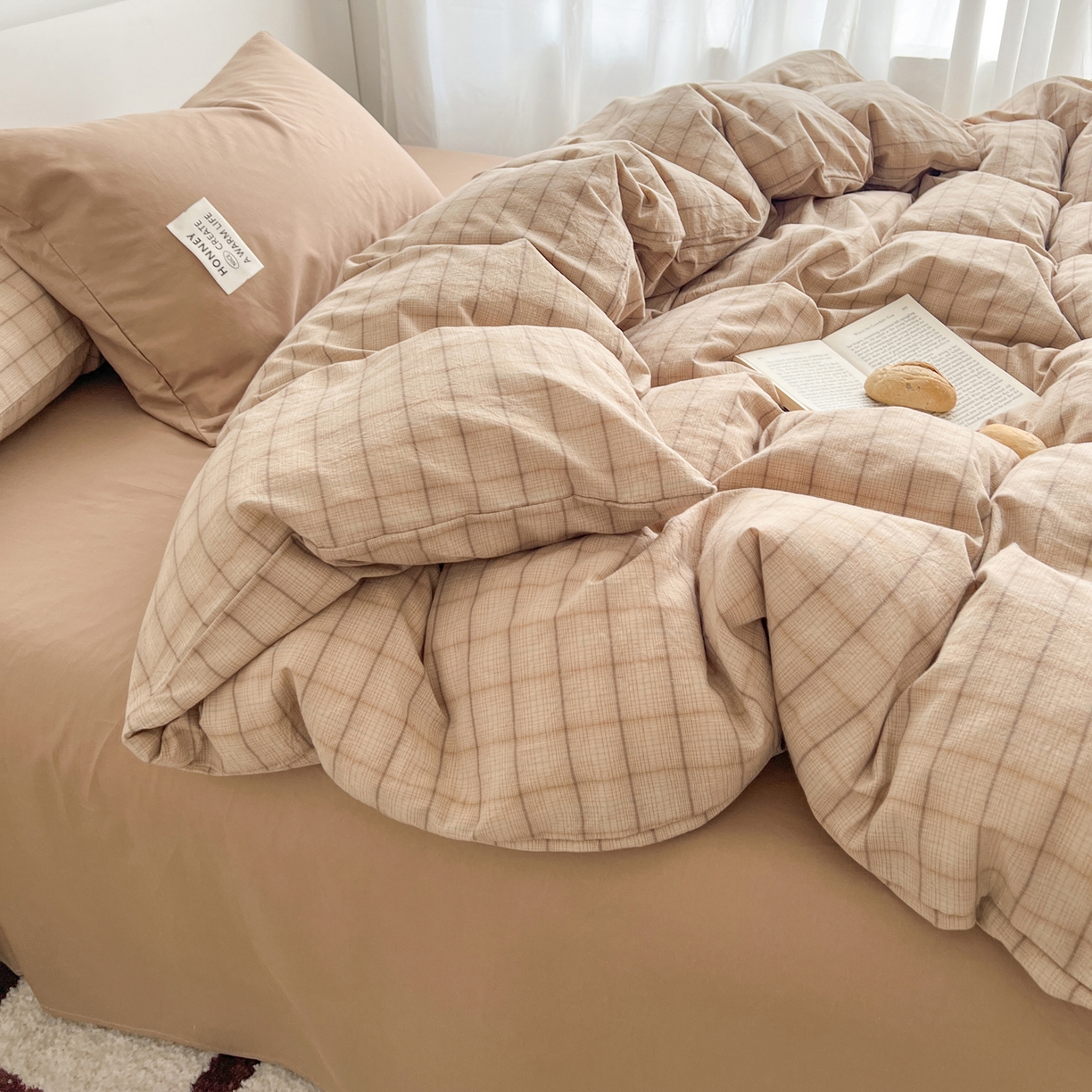 91家纺网 家纺一手货源 找家纺 早晨家纺 2026新款INS博主风A类全棉纯棉色织水洗棉格子四件套 追觅-咖格