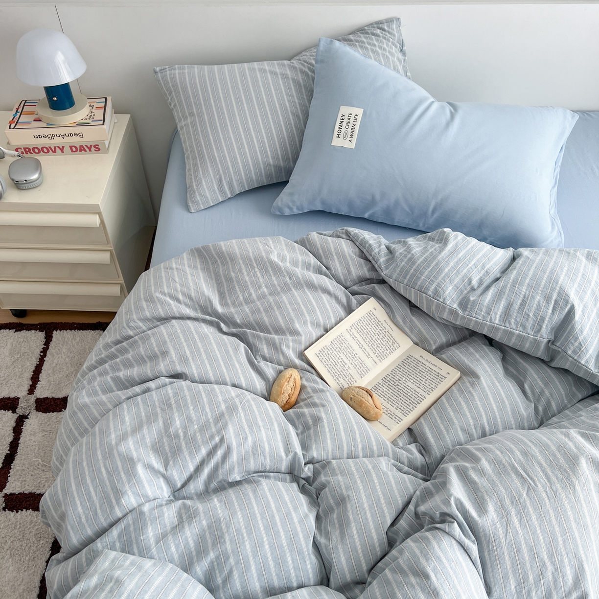 91家纺网 家纺一手货源 找家纺 早晨家纺 2026新款INS博主风A类全棉纯棉色织水洗棉格子四件套 知夏-蓝条纹