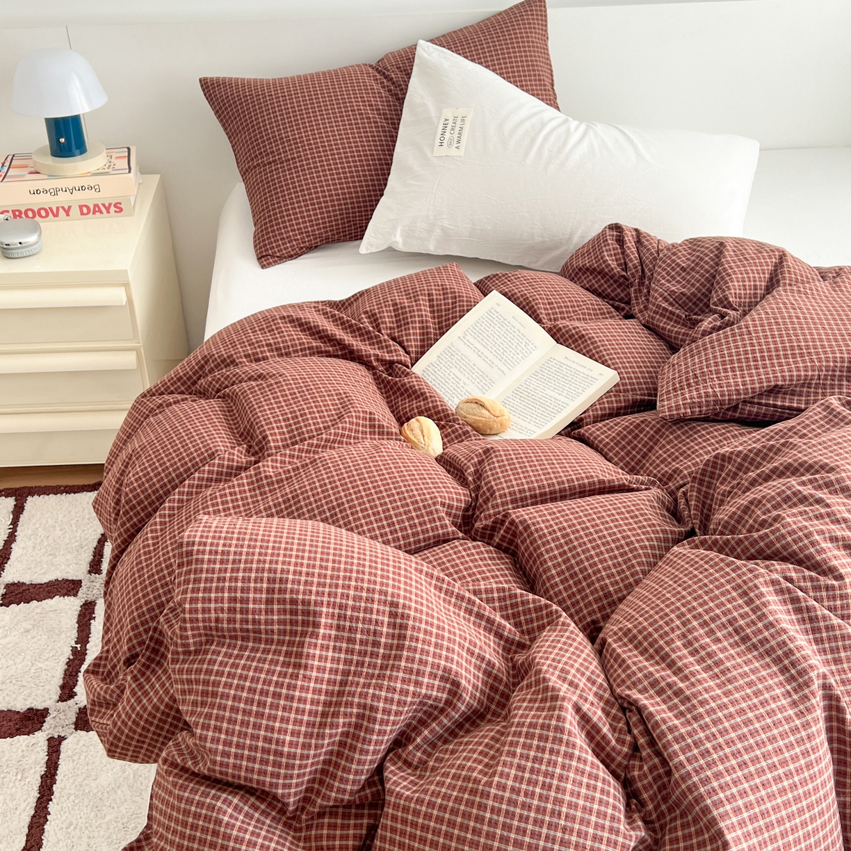 91家纺网 家纺一手货源 找家纺 早晨家纺 2026新款INS博主风A类全棉纯棉色织水洗棉格子四件套 向往-红格