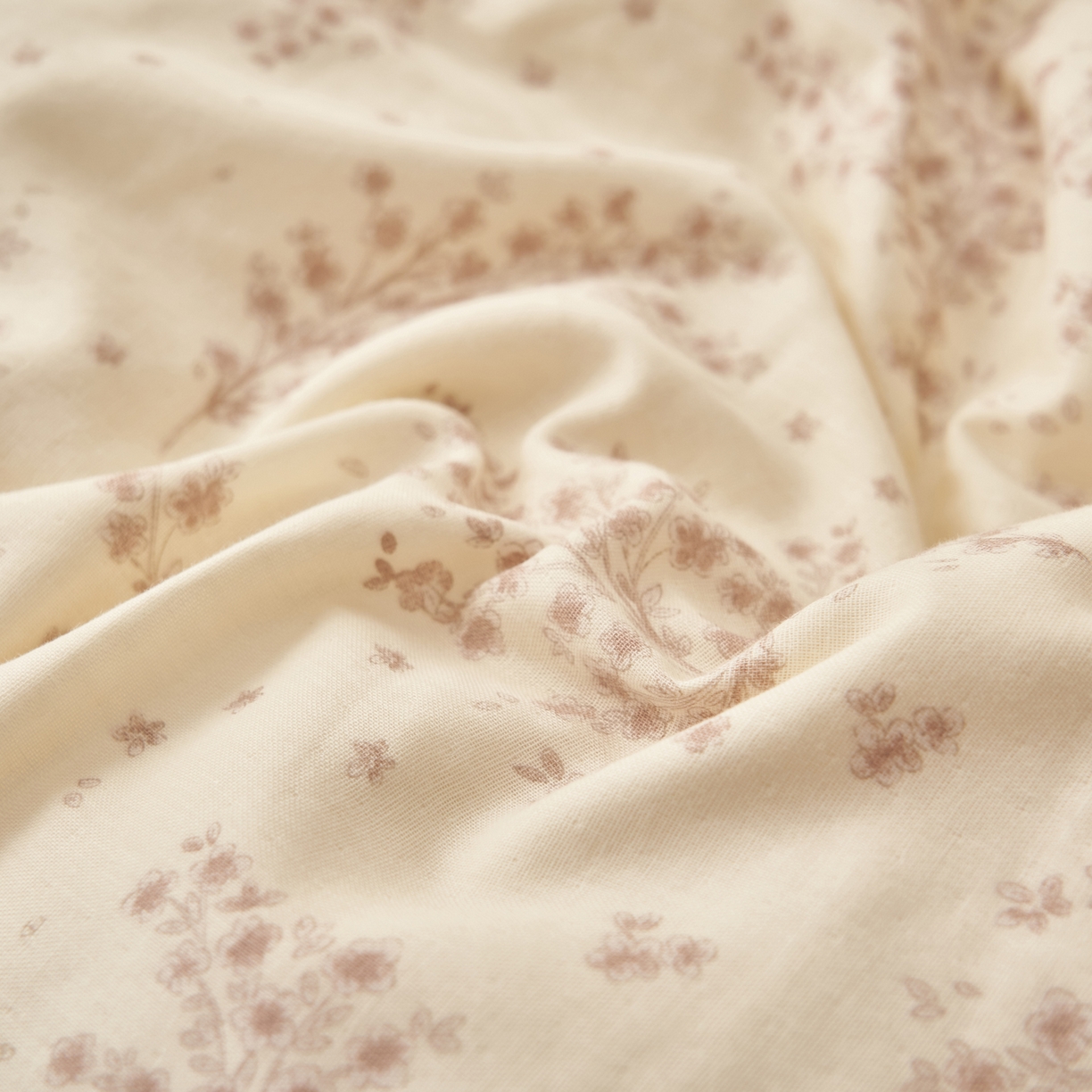 91家纺网 家纺一手货源 找家纺 早晨家纺 2026新款全棉双层纱四件套水洗棉法式复古纯棉床上用品 蓝铃花语