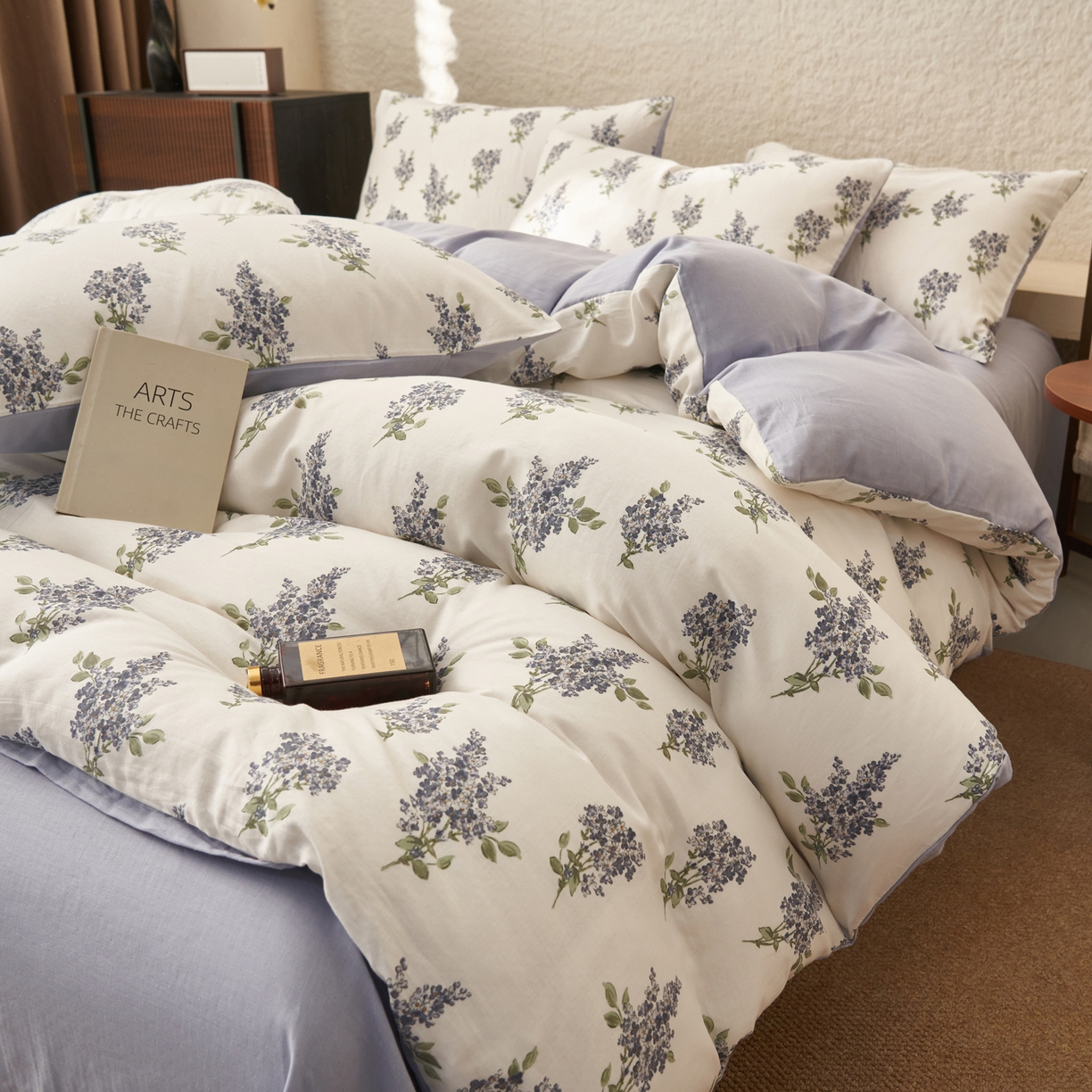 91家纺网 家纺一手货源 找家纺 早晨家纺 2026新款全棉双层纱四件套水洗棉法式复古纯棉床上用品 蓝花序