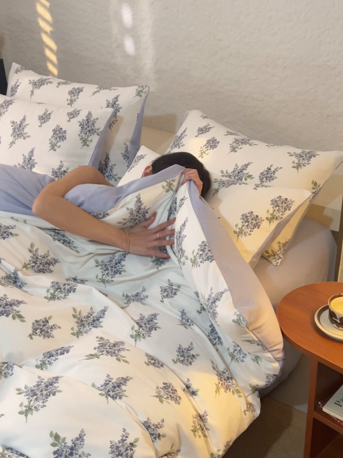 91家纺网 家纺一手货源 找家纺 早晨家纺 2026新款全棉双层纱四件套水洗棉法式复古纯棉床上用品 蓝花序