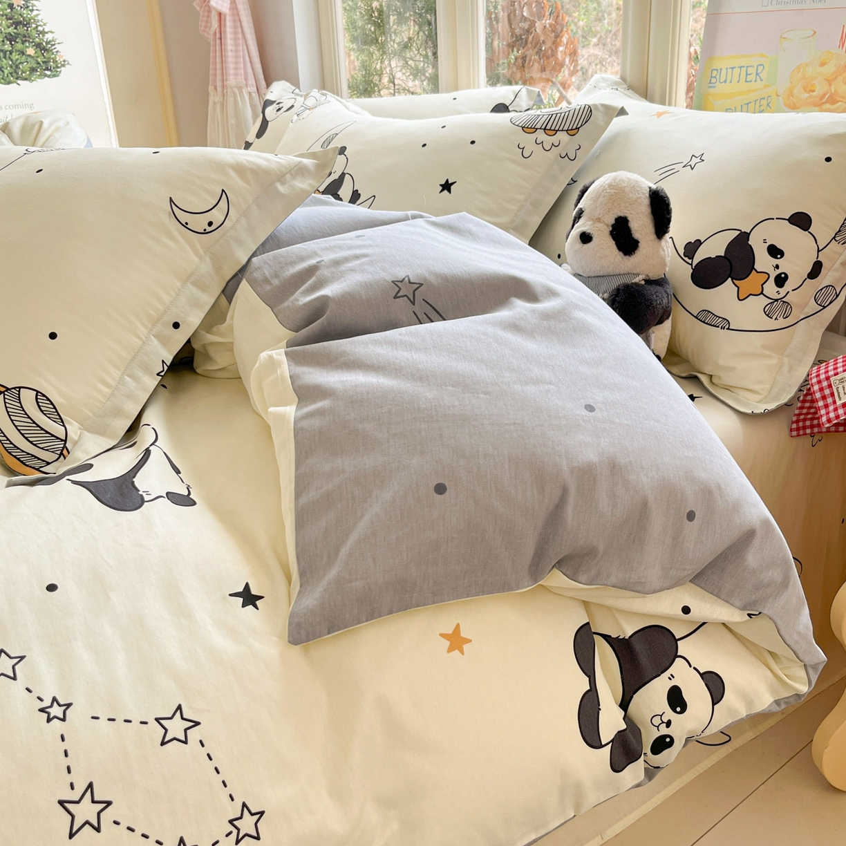 91家纺网 家纺一手货源 找家纺 莱通家纺 2026春夏新款12868全棉印花四件套单品系列二-四件套提供买家秀，预留缩水率） 放空小熊猫