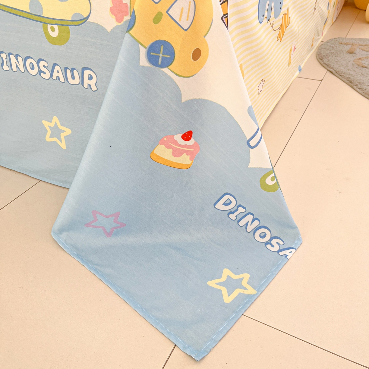 91家纺网 家纺一手货源 找家纺 莱通家纺 2026春夏新款12868全棉印花四件套单品系列二-四件套提供买家秀，预留缩水率） 闲趣恐龙