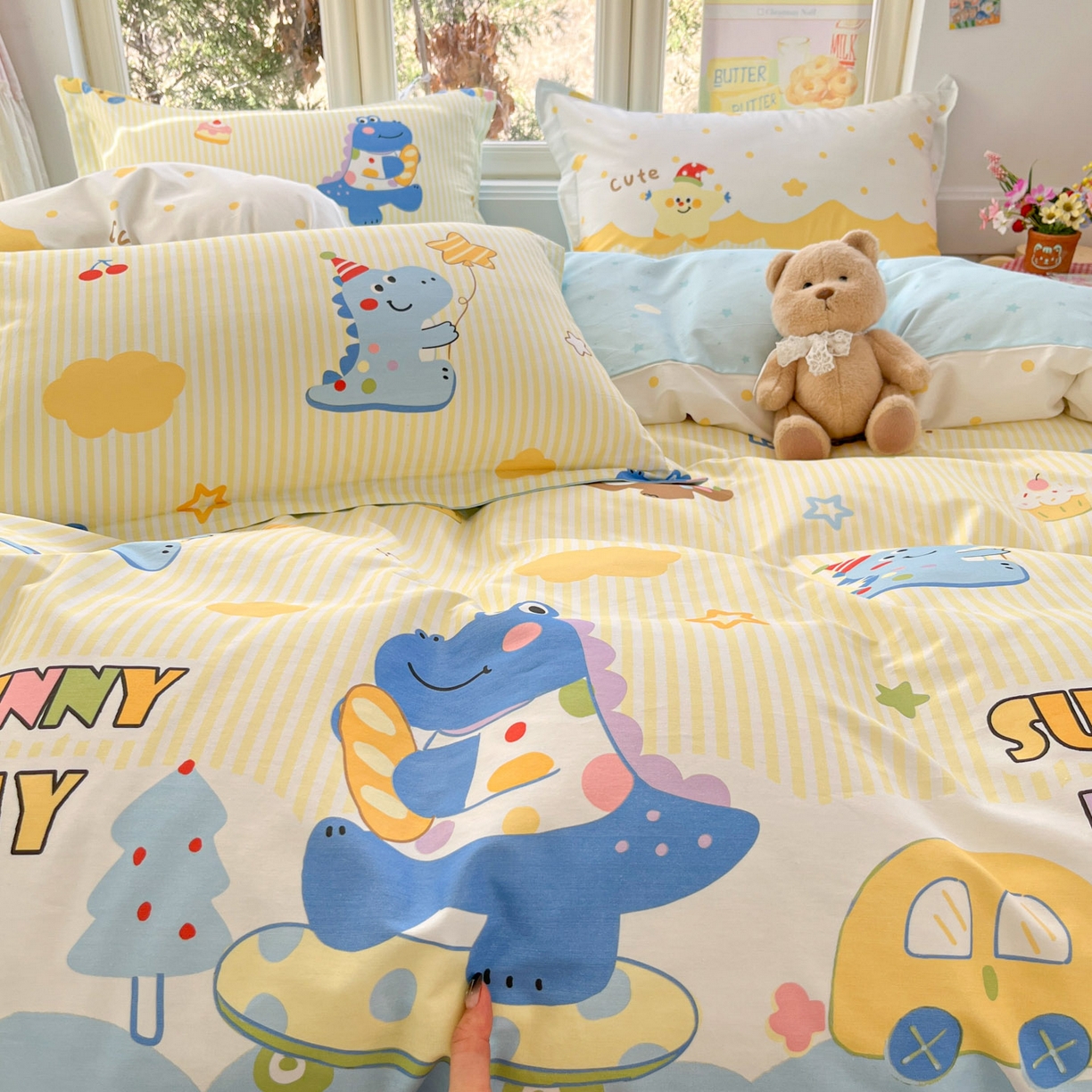 91家纺网 家纺一手货源 找家纺 莱通家纺 2026春夏新款12868全棉印花四件套单品系列二-四件套提供买家秀，预留缩水率） 闲趣恐龙