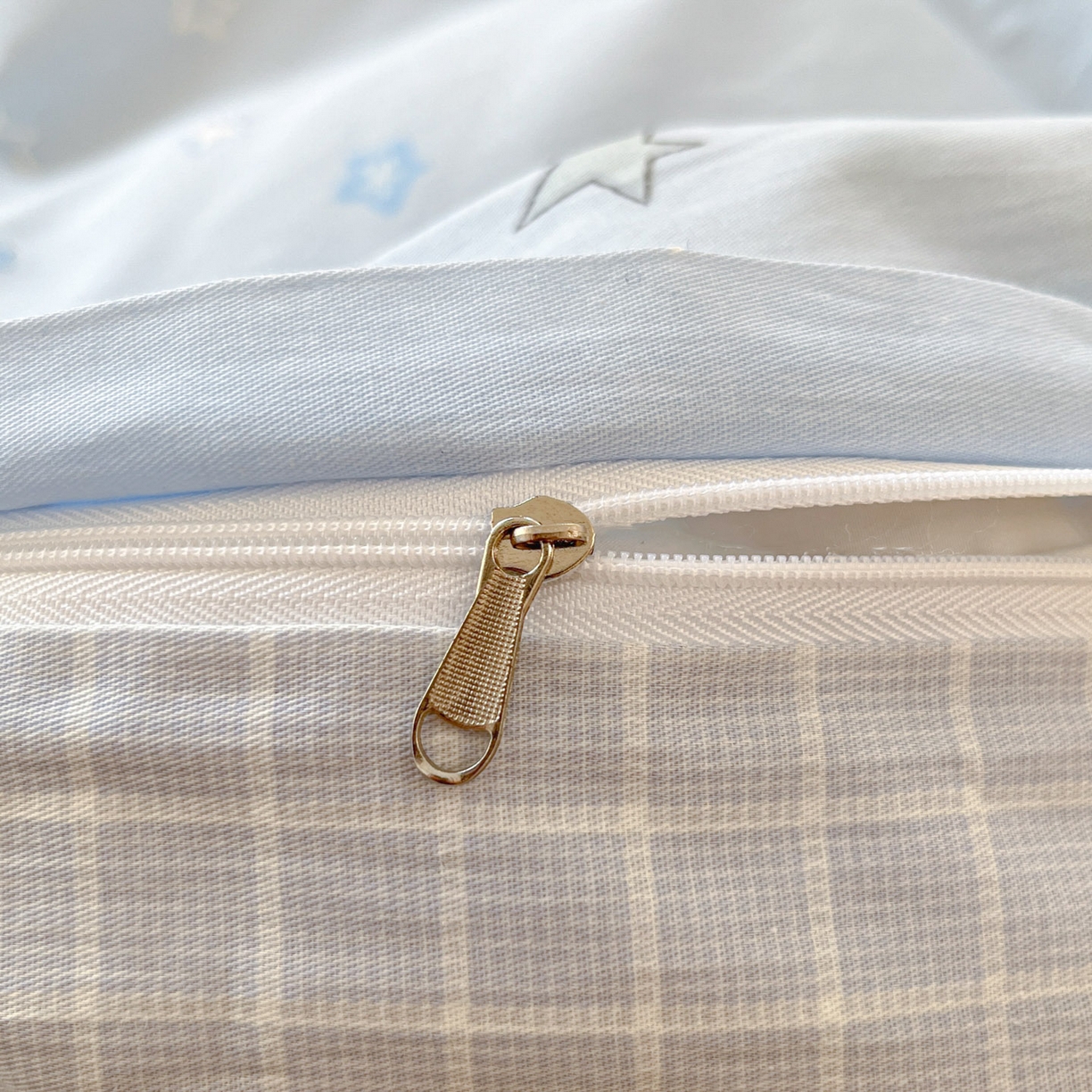 91家纺网 家纺一手货源 找家纺 莱通家纺 2026春夏新款12868全棉印花四件套单品系列二-四件套提供买家秀，预留缩水率） 星星独角兽