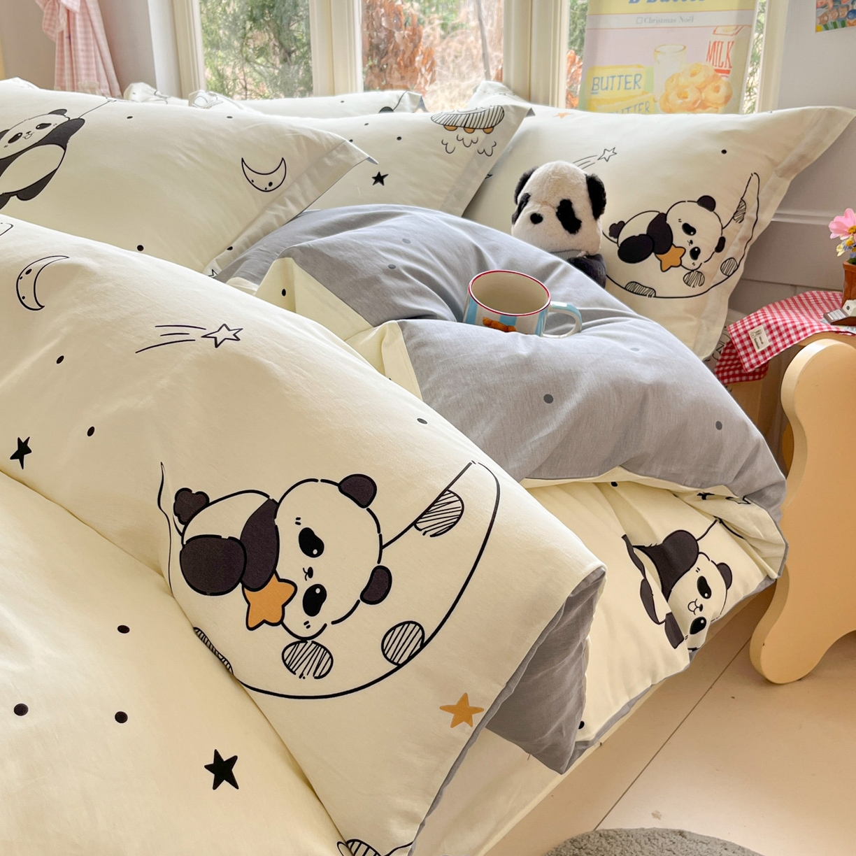 91家纺网 家纺一手货源 找家纺 莱通家纺 2026春夏新款12868全棉印花四件套单品系列二-单被套提供买家秀，预留缩水率） 放空小熊猫