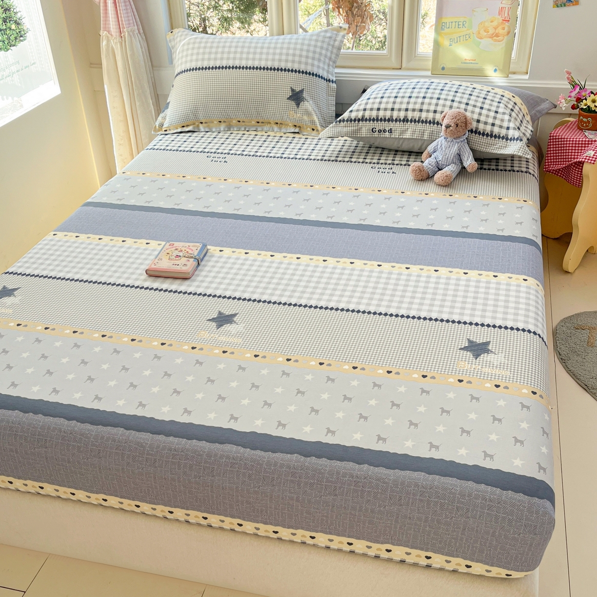 91家纺网 家纺一手货源 找家纺 莱通家纺 2026春夏新款12868全棉印花四件套单品系列二-单床笠 蓝星语