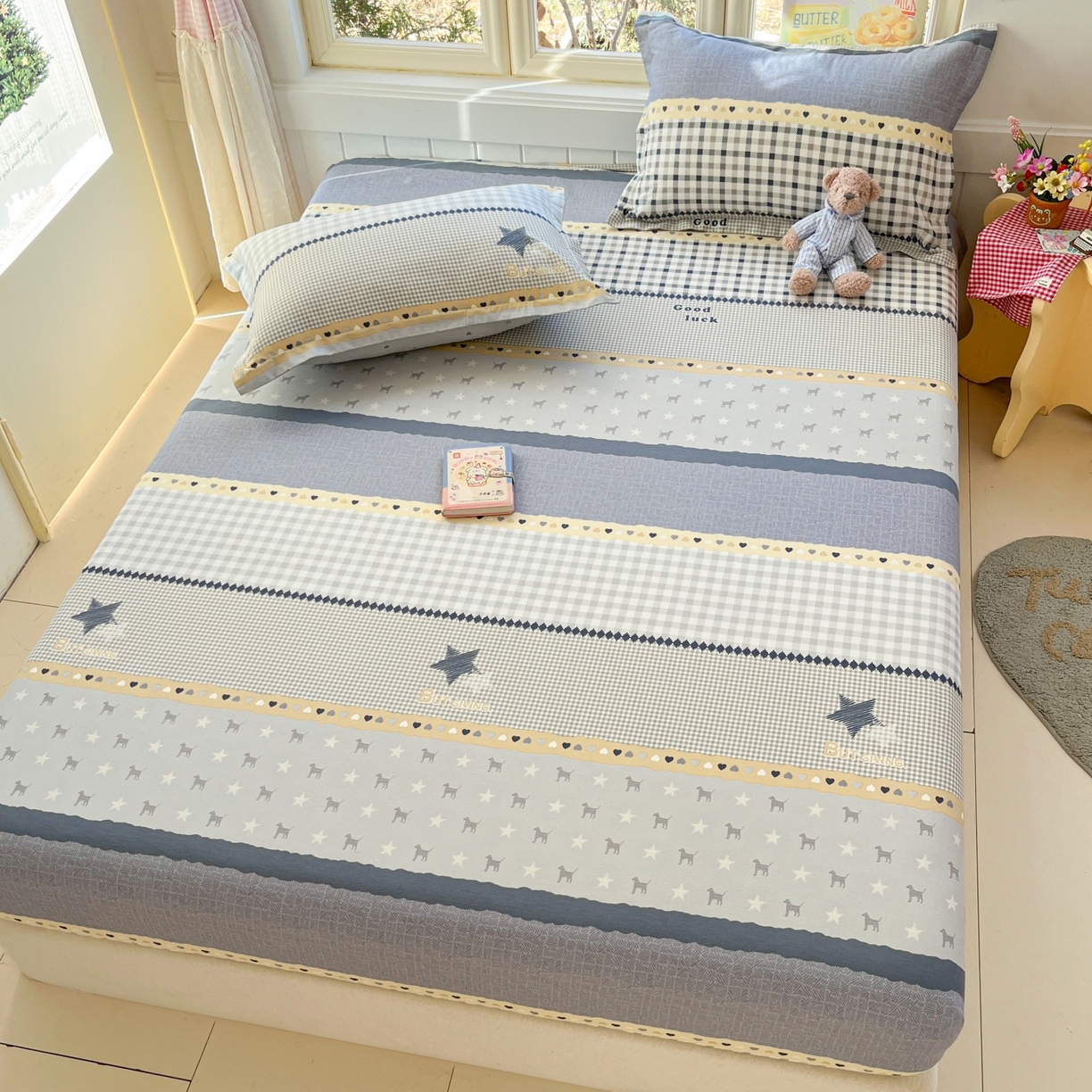 91家纺网 家纺一手货源 找家纺 莱通家纺 2026春夏新款12868全棉印花四件套单品系列二-单床笠 蓝星语