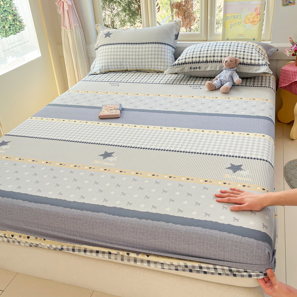 91家纺网 家纺一手货源 找家纺 莱通家纺 2026春夏新款12868全棉印花四件套单品系列二-单床笠 蓝星语