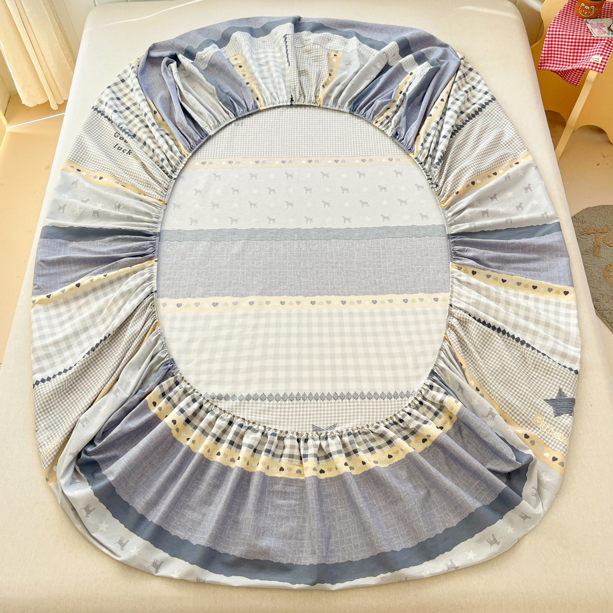 91家纺网 家纺一手货源 找家纺 莱通家纺 2026春夏新款12868全棉印花四件套单品系列二-单床笠 蓝星语