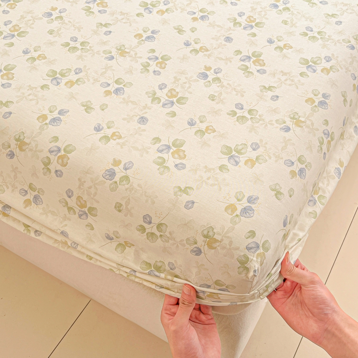 91家纺网 家纺一手货源 找家纺 莱通家纺 2026春夏新款12868全棉印花四件套单品系列二-单床笠 青岚语