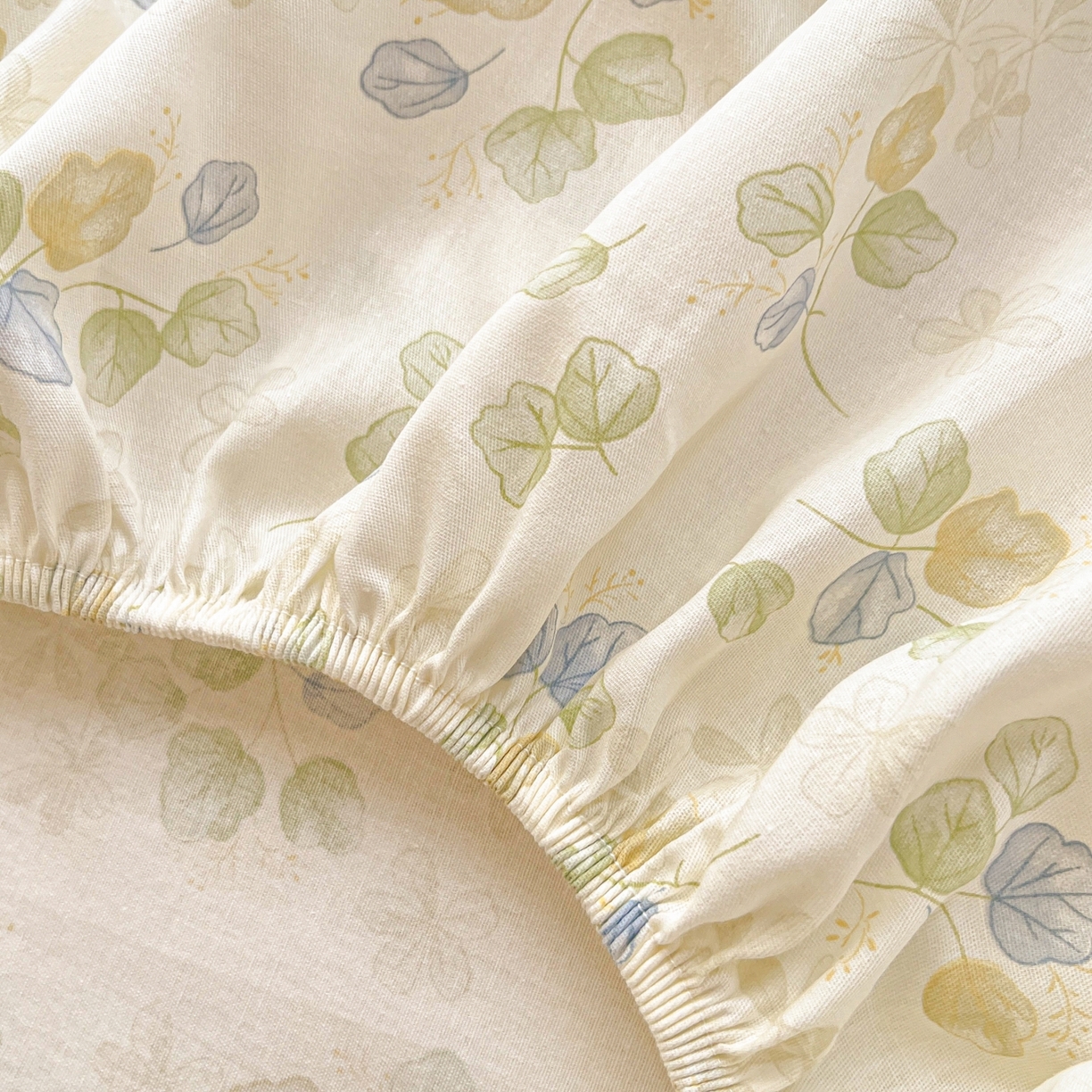 91家纺网 家纺一手货源 找家纺 莱通家纺 2026春夏新款12868全棉印花四件套单品系列二-单床笠 青岚语