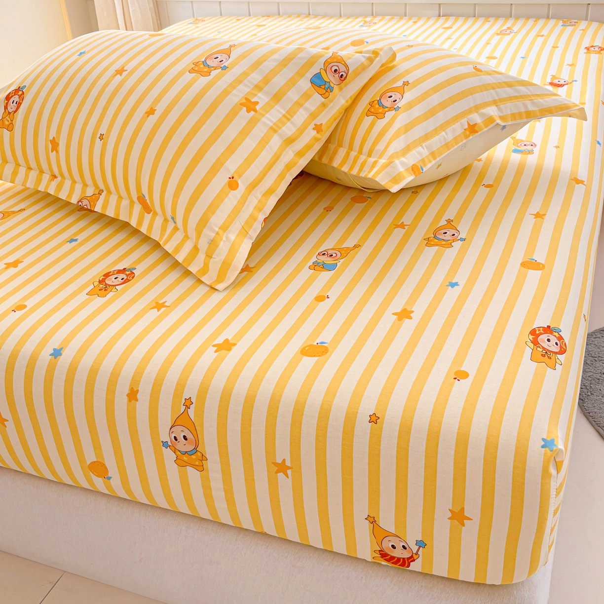 91家纺网 家纺一手货源 找家纺 莱通家纺 2026春夏新款12868全棉印花四件套单品系列二-单床笠 条纹萌星