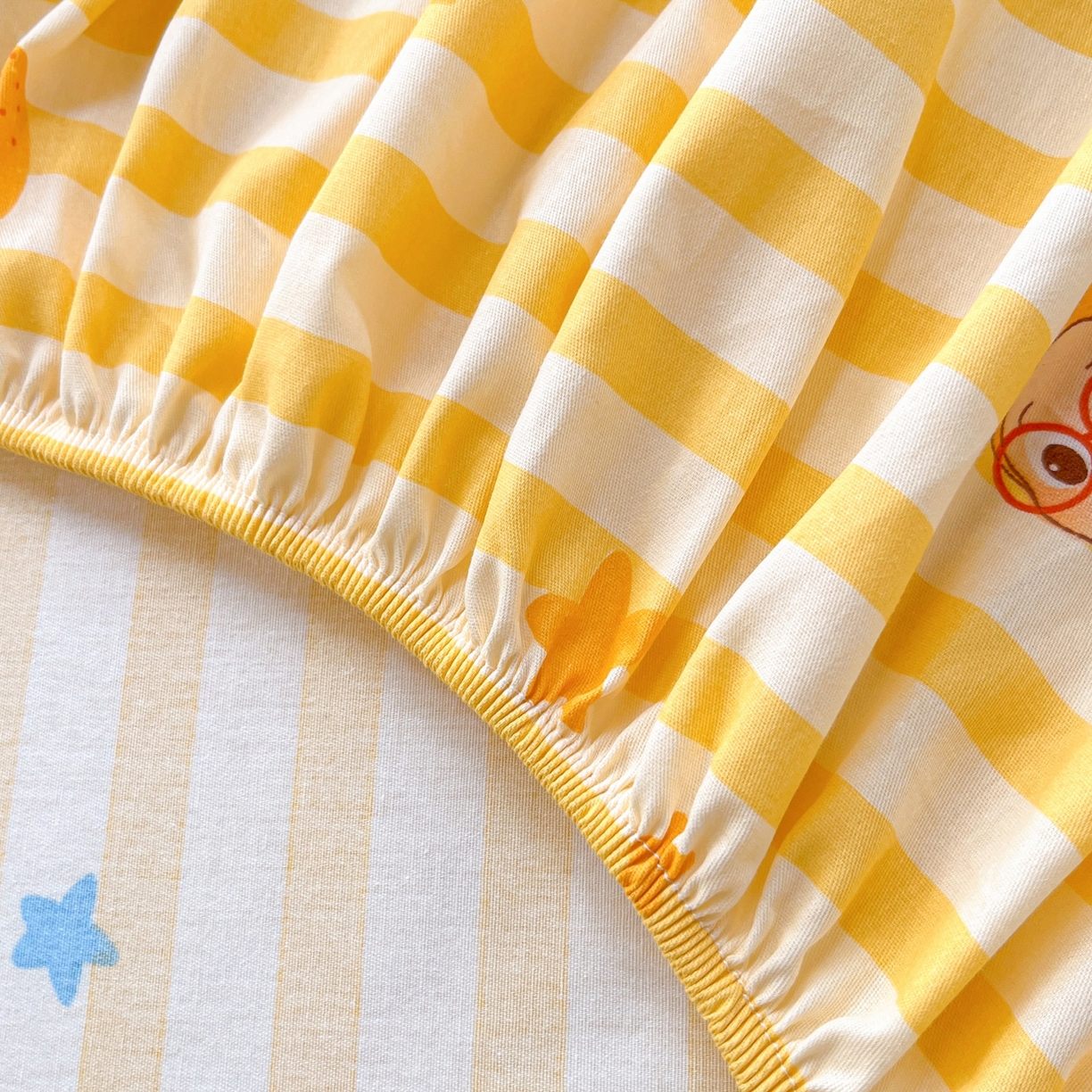 91家纺网 家纺一手货源 找家纺 莱通家纺 2026春夏新款12868全棉印花四件套单品系列二-单床笠 条纹萌星