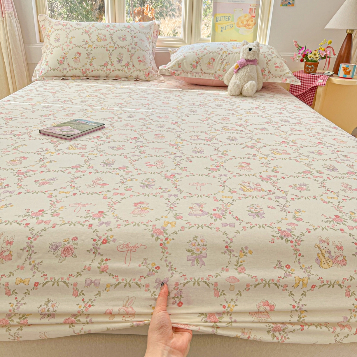 91家纺网 家纺一手货源 找家纺 莱通家纺 2026春夏新款12868全棉印花四件套单品系列二-单床笠 童话花町