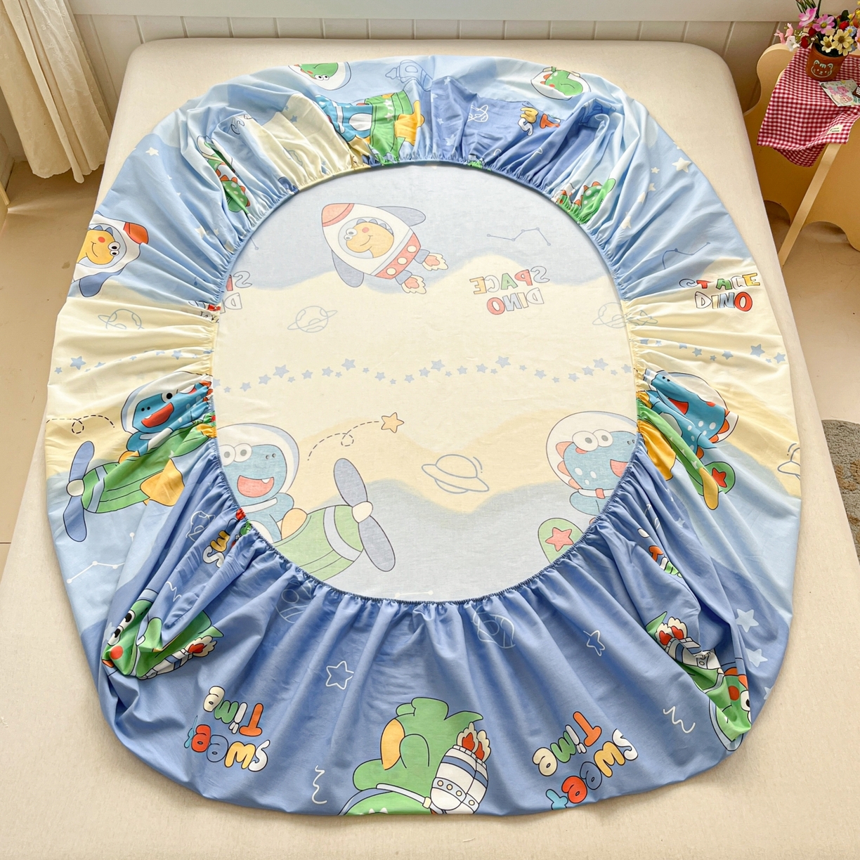 91家纺网 家纺一手货源 找家纺 莱通家纺 2026春夏新款12868全棉印花四件套单品系列二-单床笠 星际天空龙