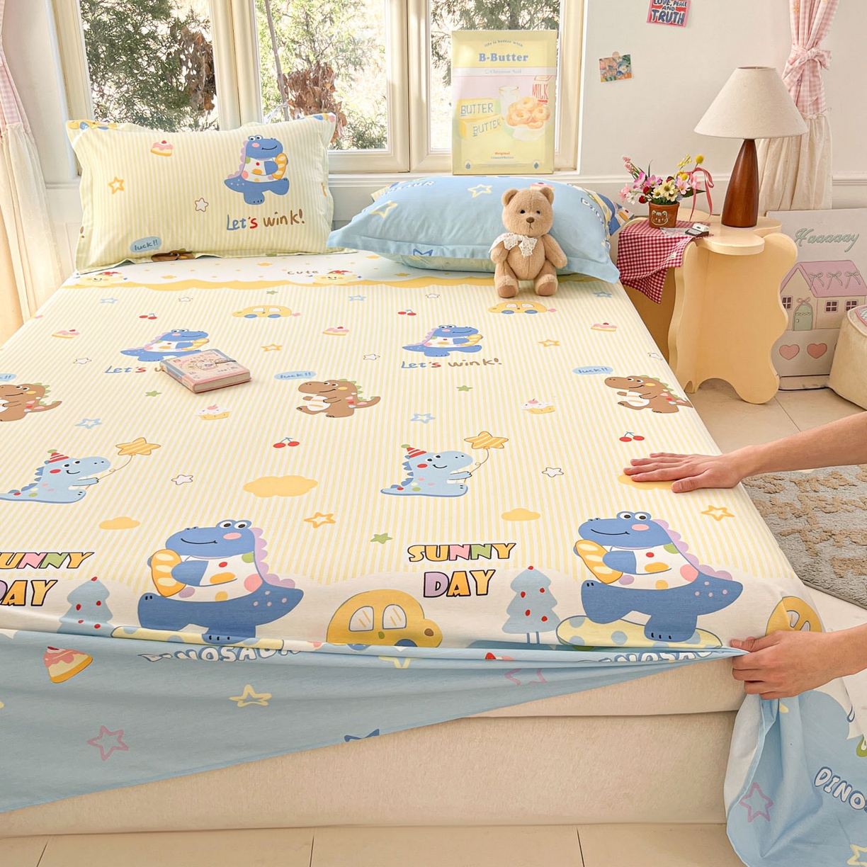 91家纺网 家纺一手货源 找家纺 莱通家纺 2026春夏新款12868全棉印花四件套单品系列二-单床单 闲趣恐龙