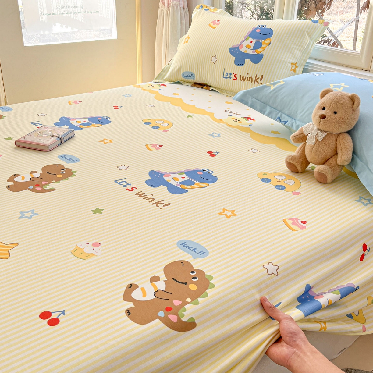 91家纺网 家纺一手货源 找家纺 莱通家纺 2026春夏新款12868全棉印花四件套单品系列二-单床单 闲趣恐龙