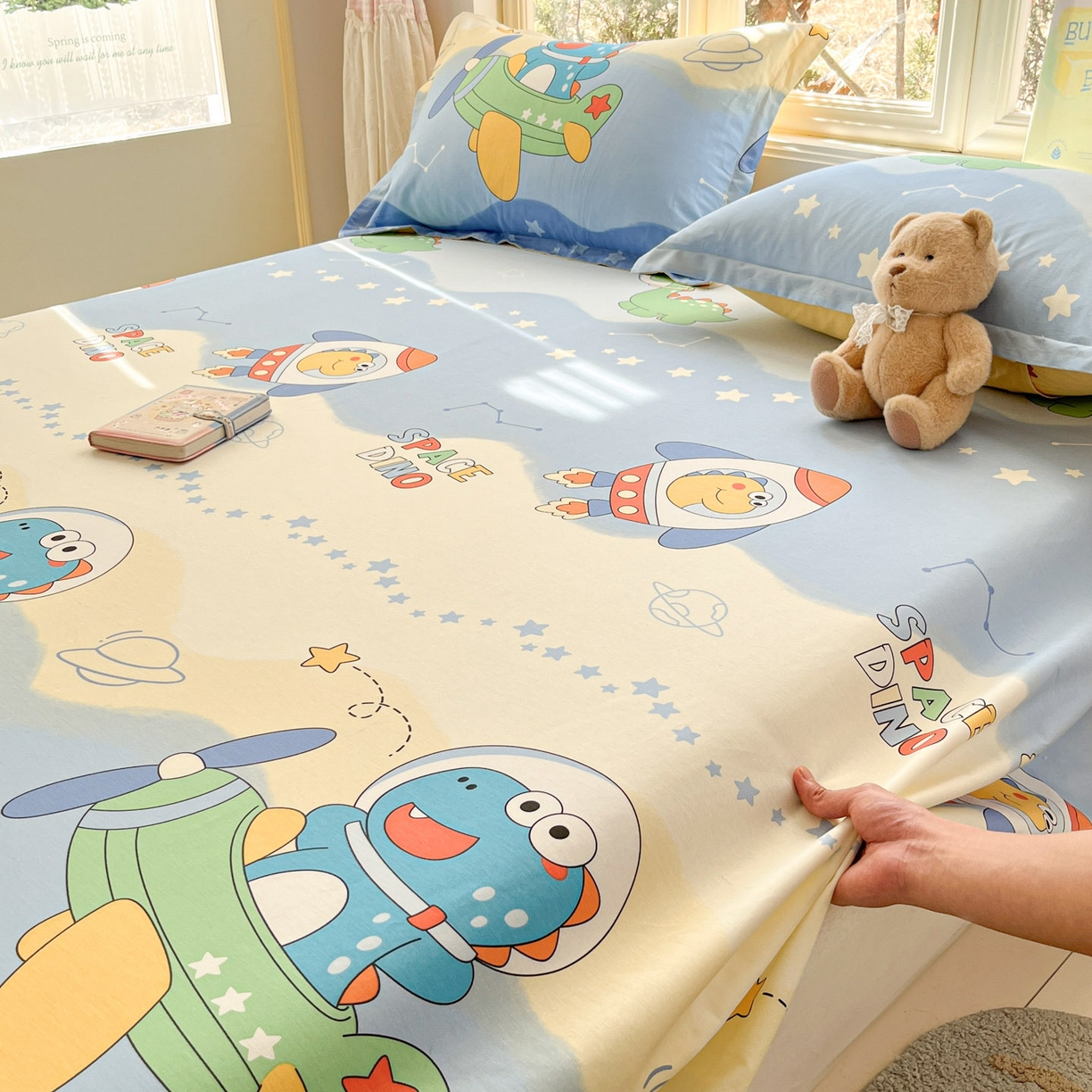 91家纺网 家纺一手货源 找家纺 莱通家纺 2026春夏新款12868全棉印花四件套单品系列二-单床单 星际天空龙