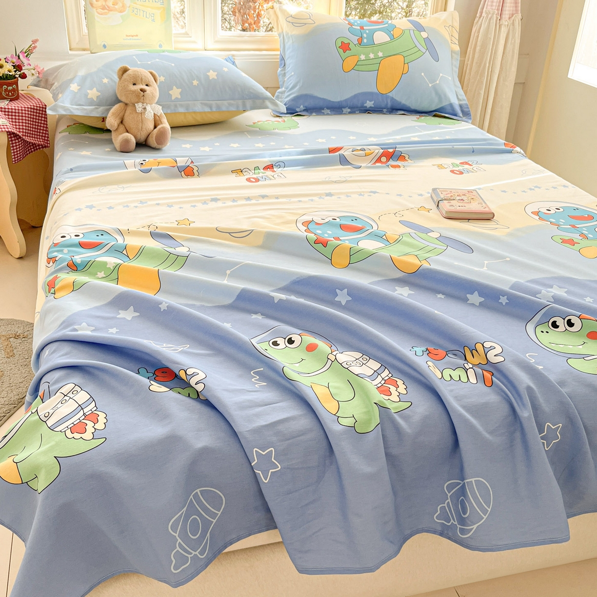 91家纺网 家纺一手货源 找家纺 莱通家纺 2026春夏新款12868全棉印花四件套单品系列二-单床单 星际天空龙