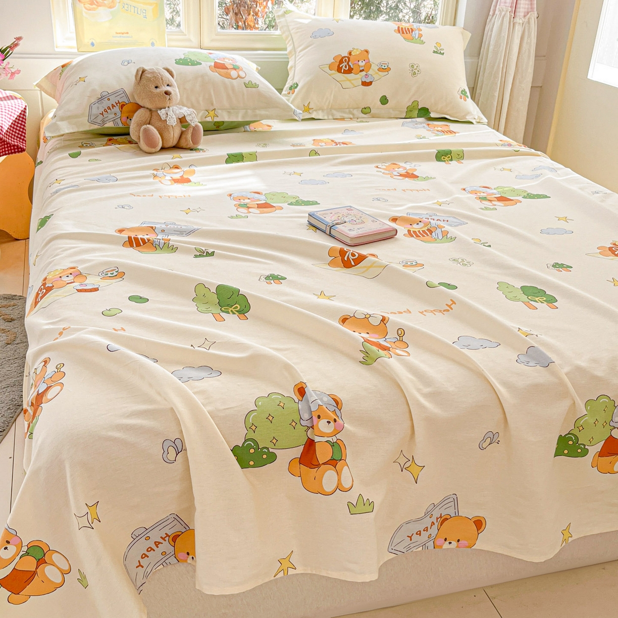 91家纺网 家纺一手货源 找家纺 莱通家纺 2026春夏新款12868全棉印花四件套单品系列二-单床单 野炊小熊