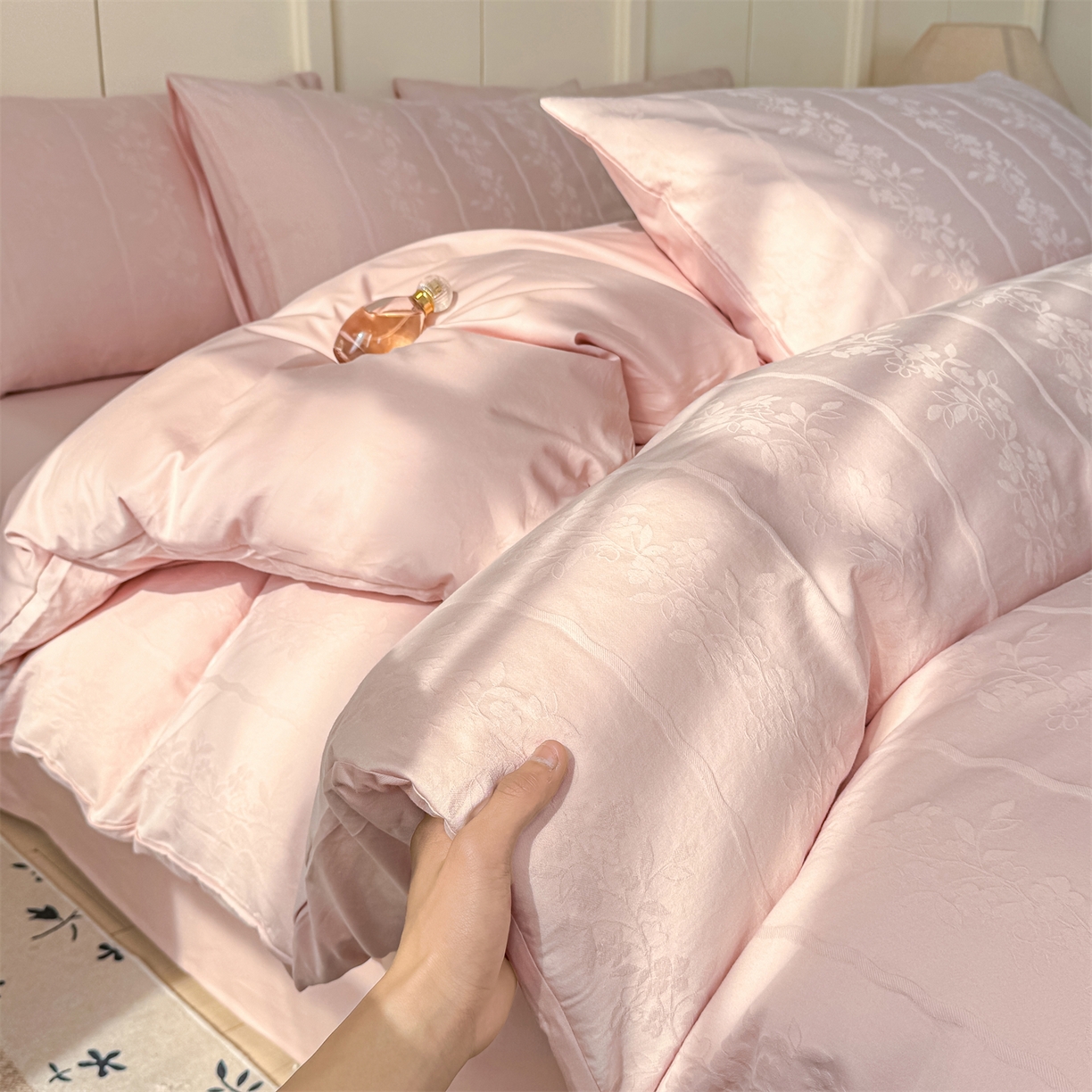 91家纺网 家纺一手货源 找家纺 （总）灰鲸 2026新款全棉纯棉厚织贡缎大提花四件套