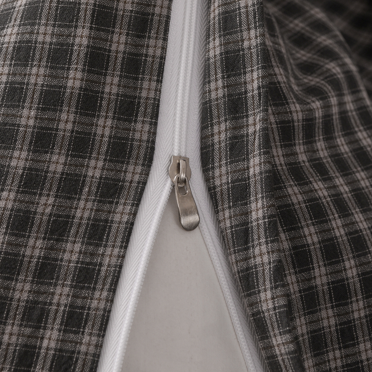 91家纺网 家纺一手货源 找家纺 金艾草 2026新款全棉纯棉水洗棉四件套床单款-复古风格 关山月-灰