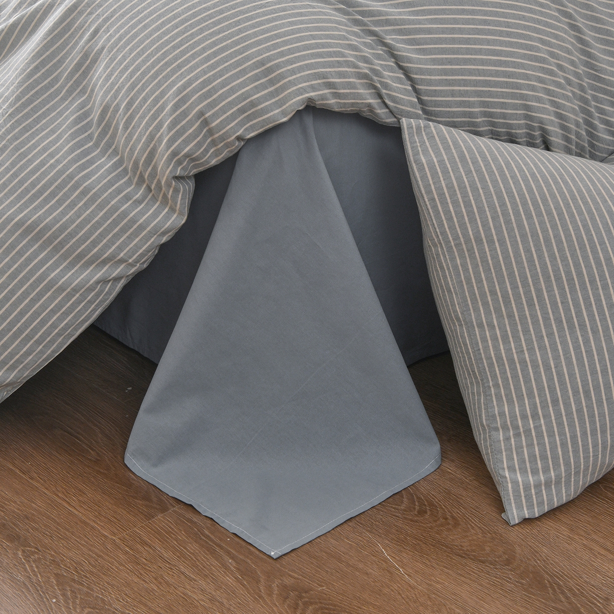 91家纺网 家纺一手货源 找家纺 金艾草 2026新款全棉纯棉水洗棉四件套床单款-复古风格 条纹-蓝色