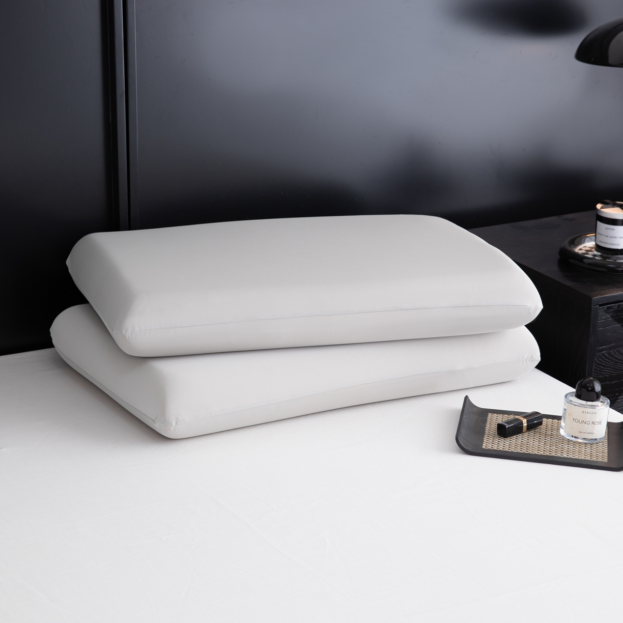 91家纺网 家纺一手货源 找家纺 慕尚家纺 2026新款升级款锦纶冰皮枕套 银灰