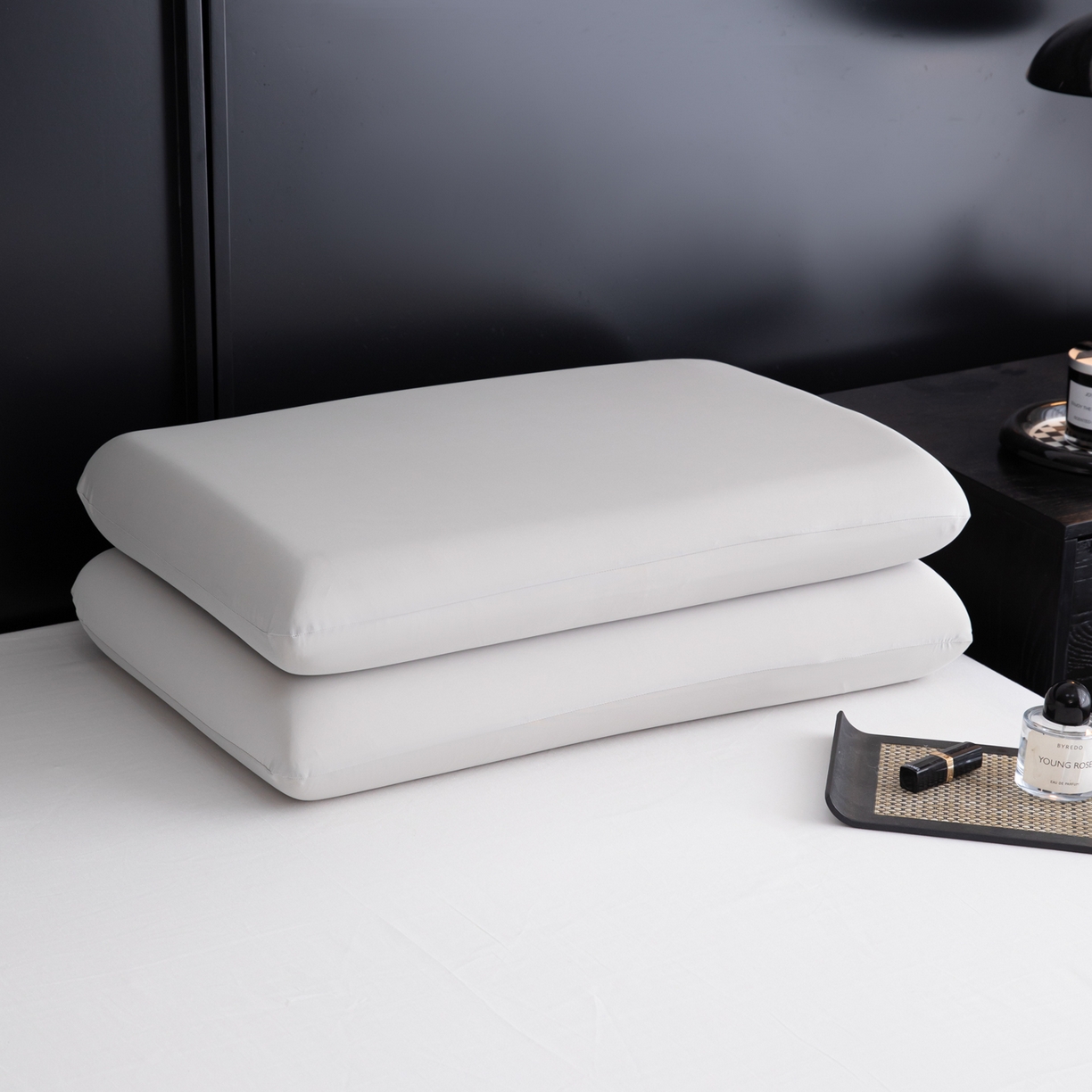 91家纺网 家纺一手货源 找家纺 慕尚家纺 2026新款升级款锦纶冰皮枕套 银灰