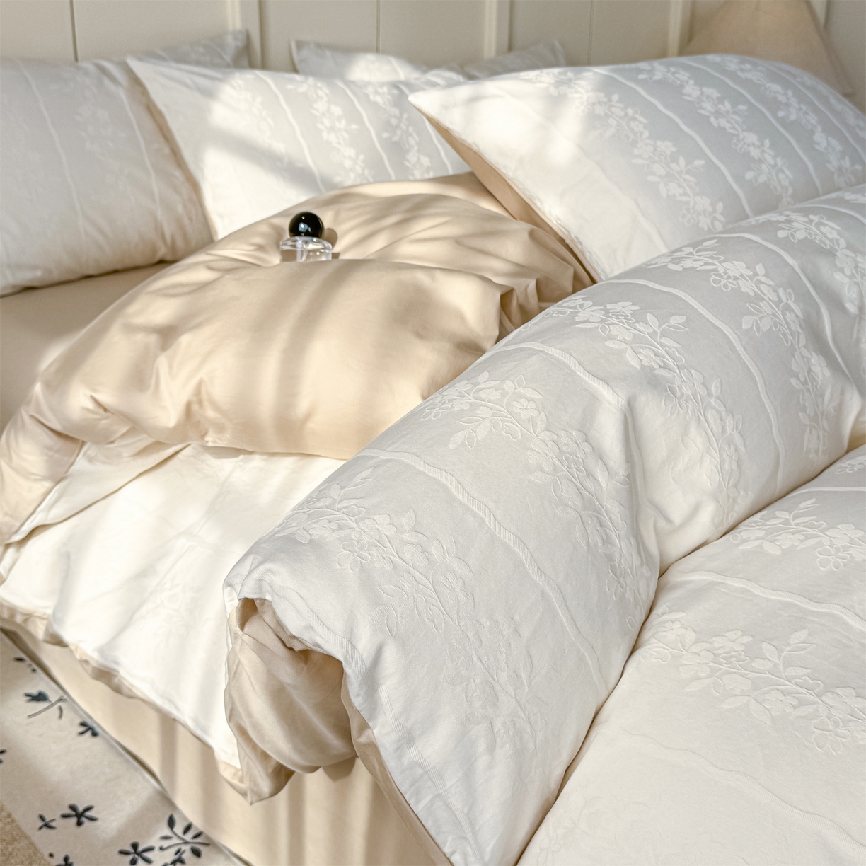 灰鲸 2026新款全棉纯棉厚织贡缎大提花四件套 花蔓-杏仁奶霜