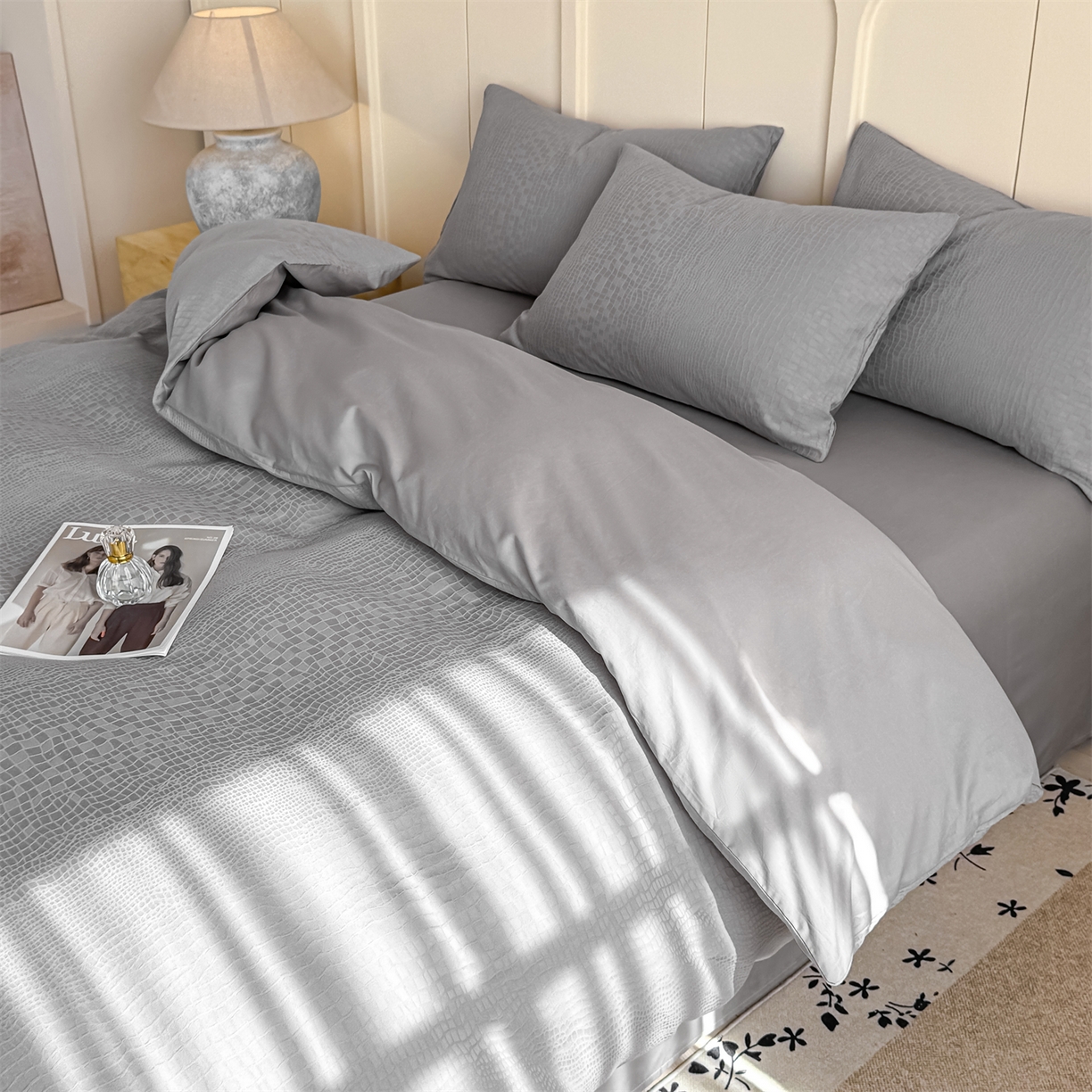 91家纺网 家纺一手货源 找家纺 灰鲸 2026新款全棉纯棉厚织贡缎大提花四件套 黎辉-雾灰