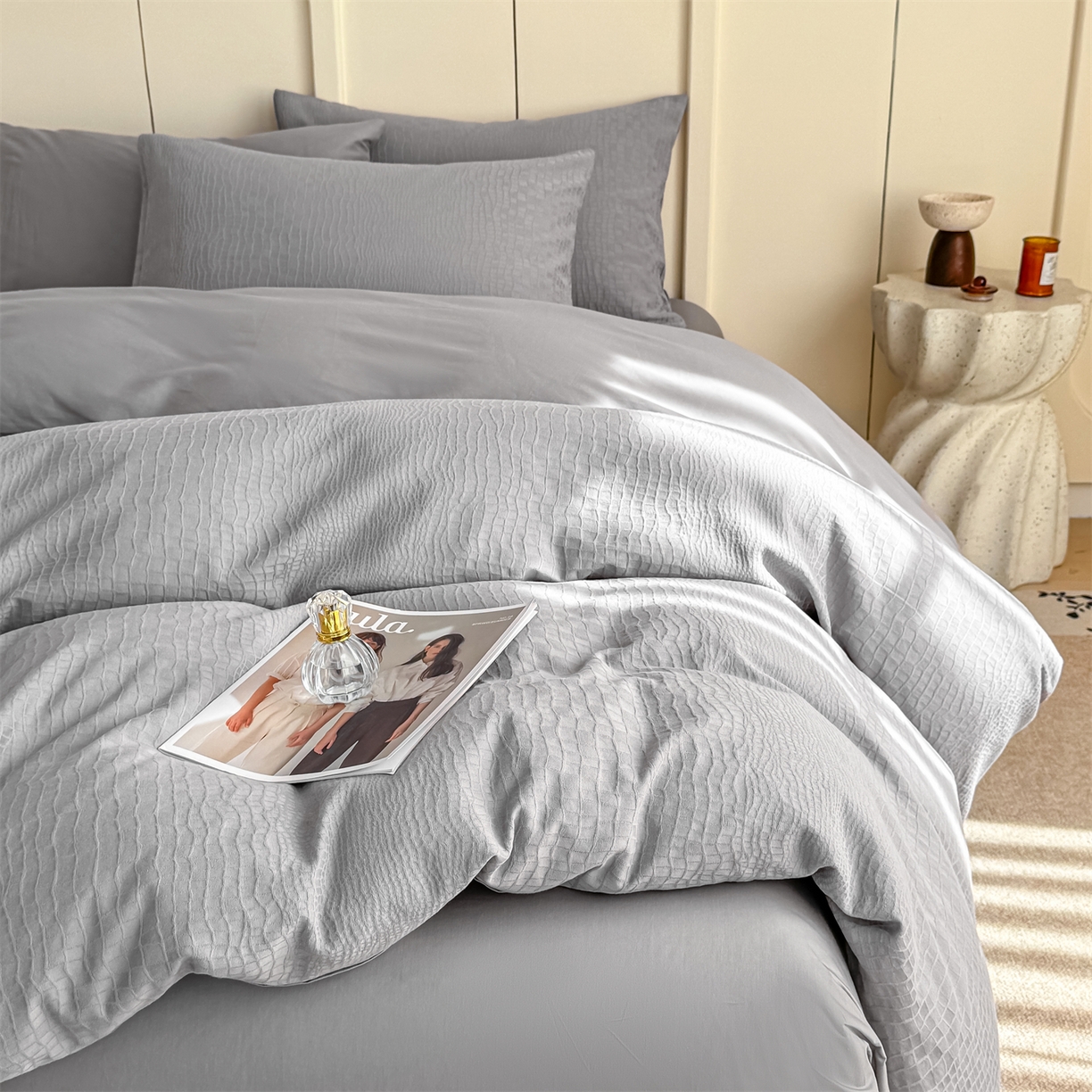 91家纺网 家纺一手货源 找家纺 灰鲸 2026新款全棉纯棉厚织贡缎大提花四件套 黎辉-雾灰