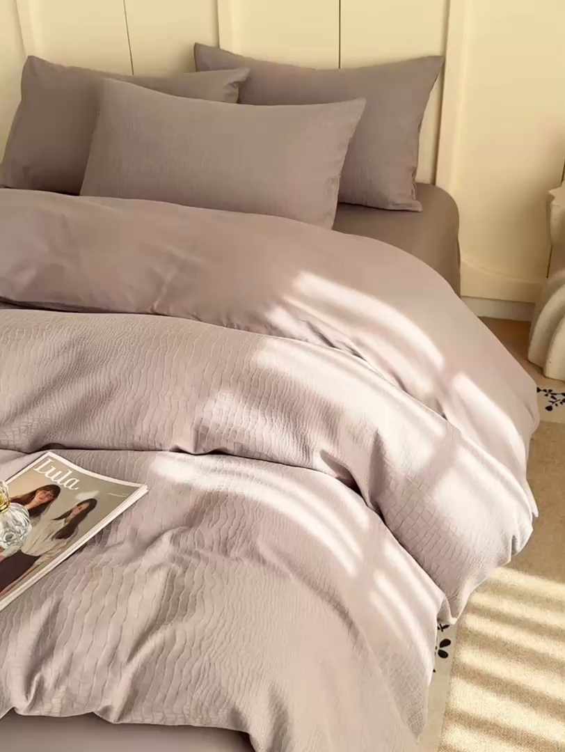 91家纺网 家纺一手货源 找家纺 灰鲸 2026新款全棉纯棉厚织贡缎大提花四件套 黎辉-雾灰