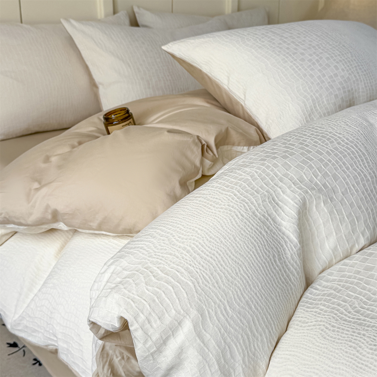 91家纺网 家纺一手货源 找家纺 灰鲸 2026新款全棉纯棉厚织贡缎大提花四件套 黎辉-杏仁奶霜