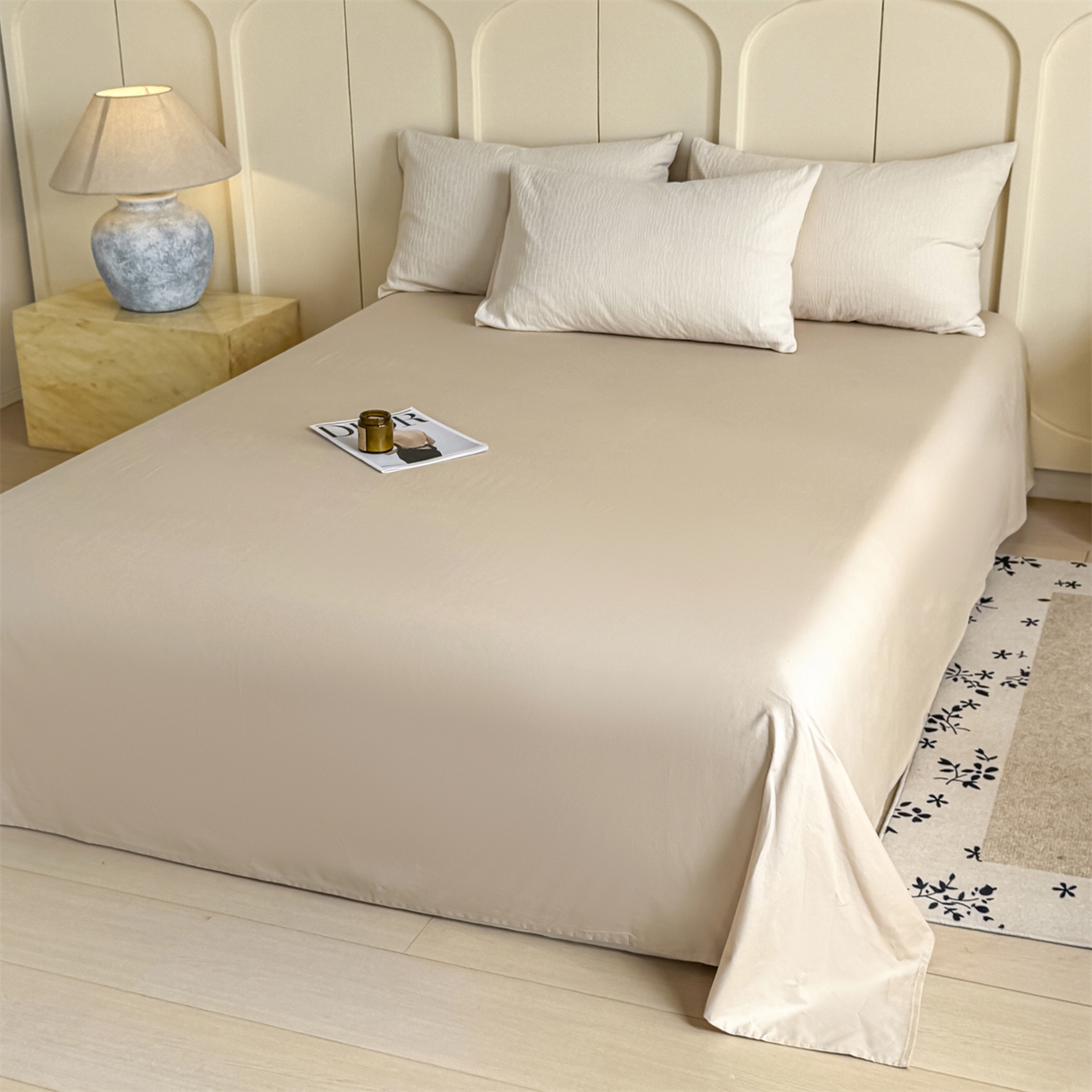 91家纺网 家纺一手货源 找家纺 灰鲸 2026新款全棉纯棉厚织贡缎大提花四件套 黎辉-杏仁奶霜