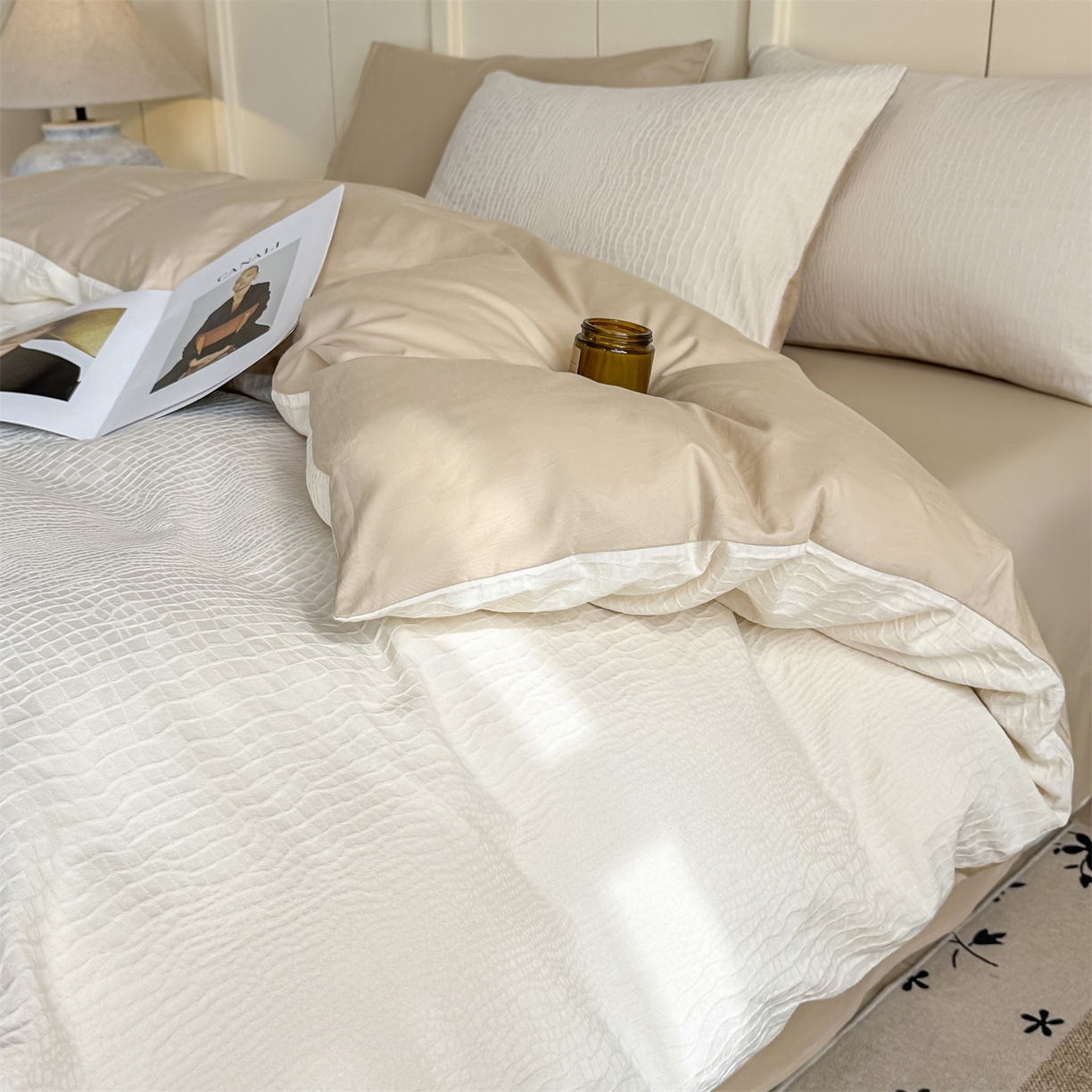 91家纺网 家纺一手货源 找家纺 灰鲸 2026新款全棉纯棉厚织贡缎大提花四件套 黎辉-杏仁奶霜